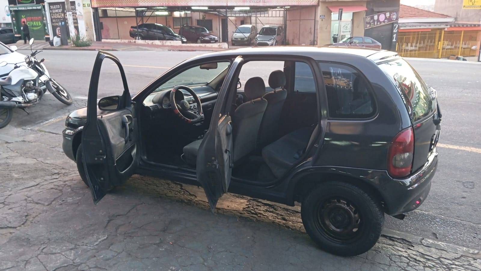 CHEVROLET CORSA