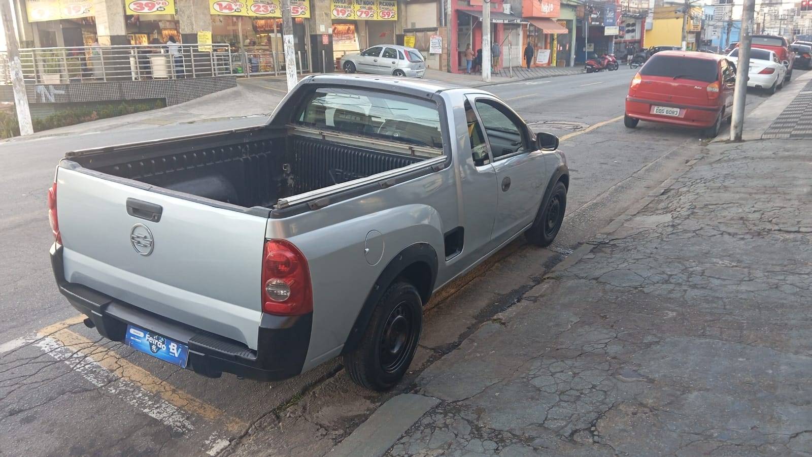 CHEVROLET MONTANA