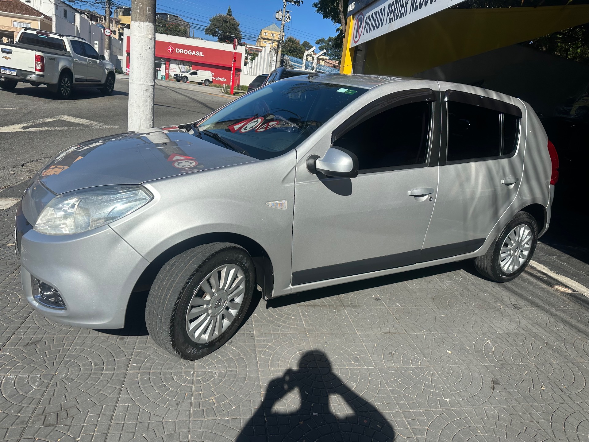 RENAULT SANDERO