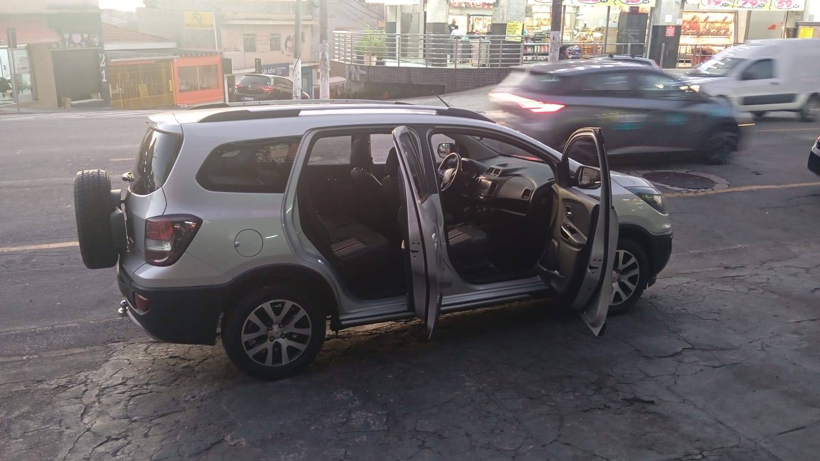 CHEVROLET SPIN