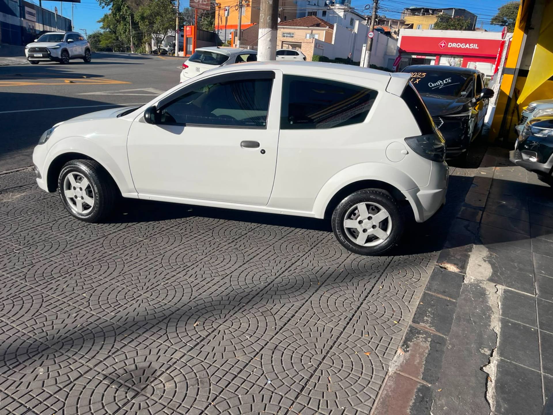 FORD KA