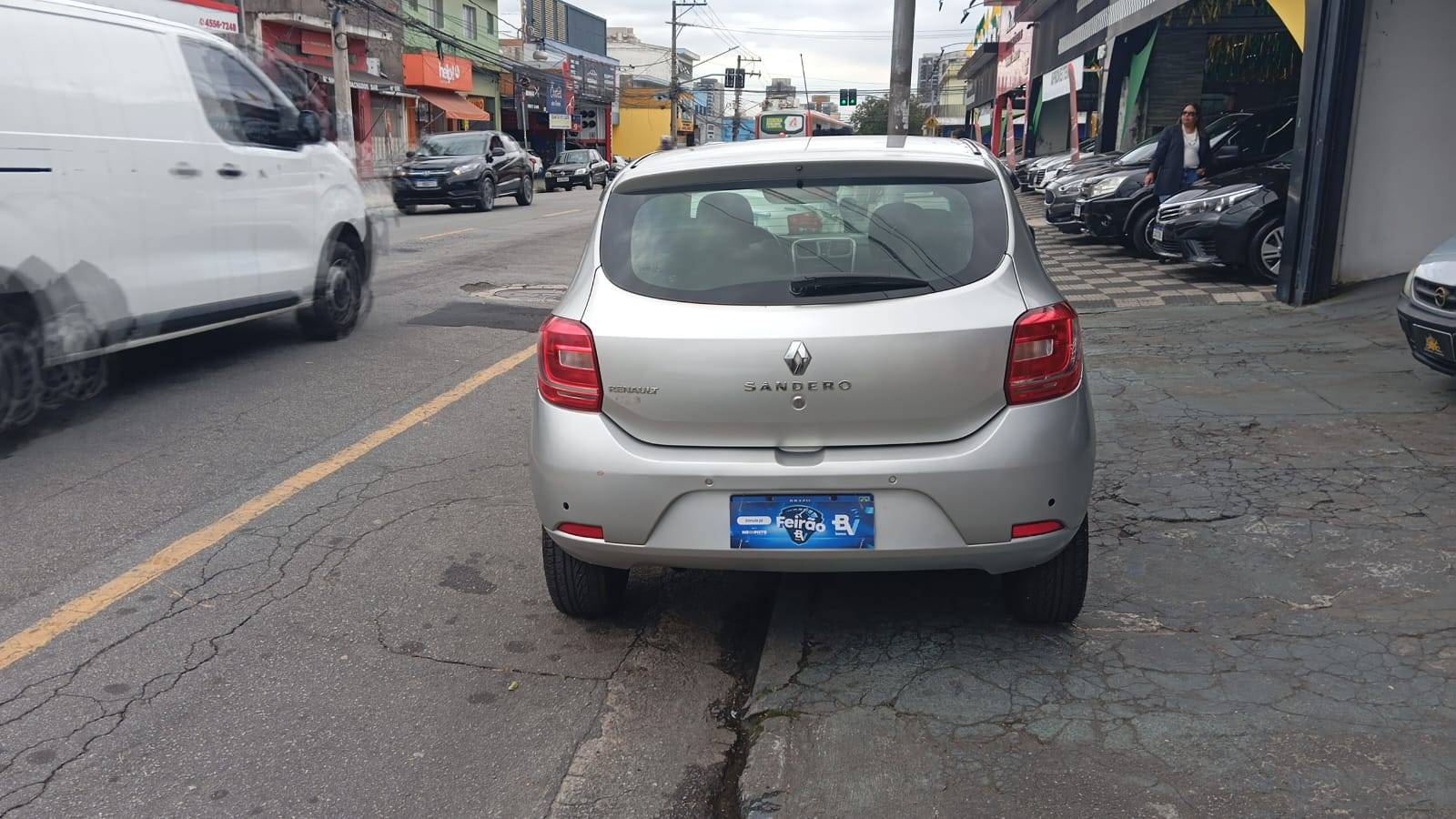 RENAULT SANDERO