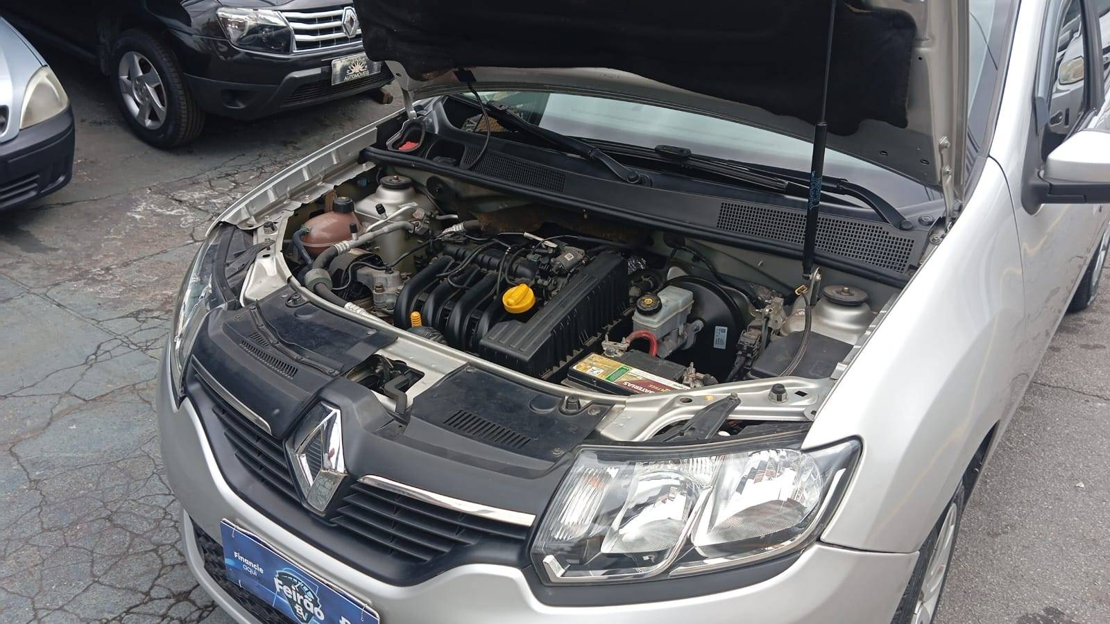 RENAULT SANDERO