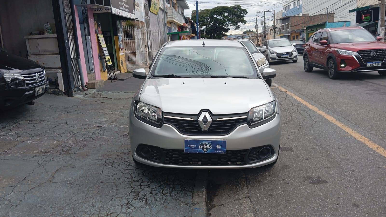 RENAULT SANDERO