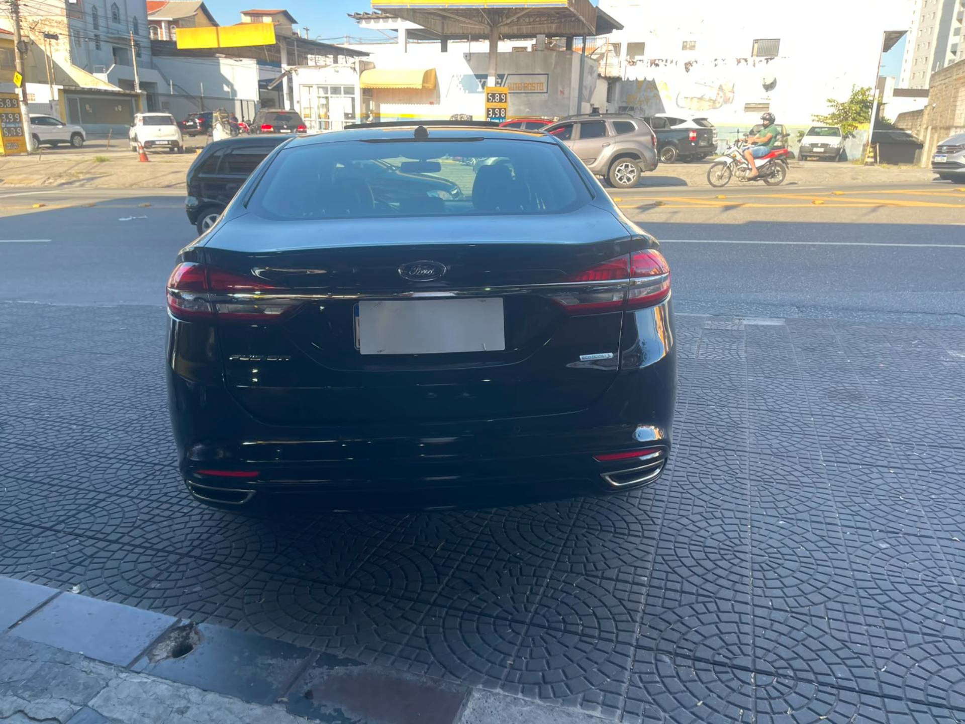 FORD FUSION