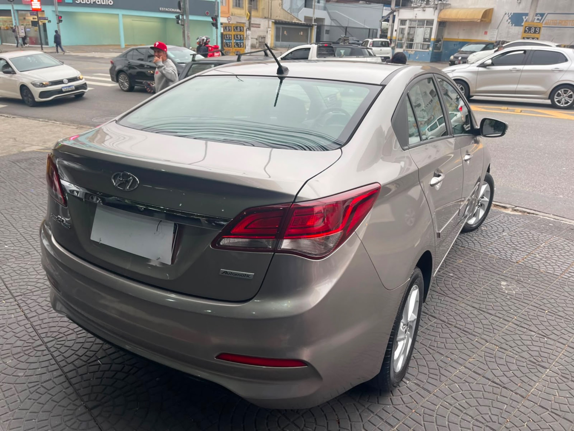 HYUNDAI HB20S