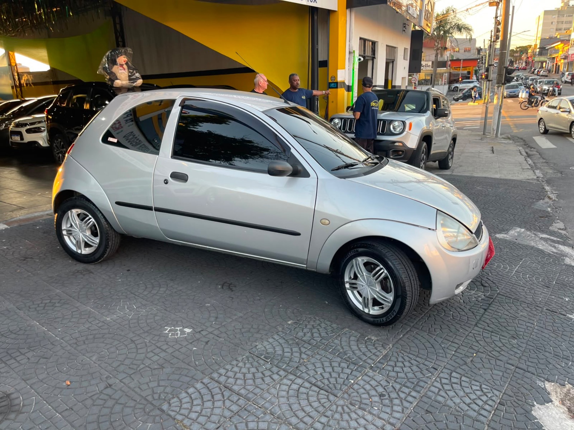 FORD KA