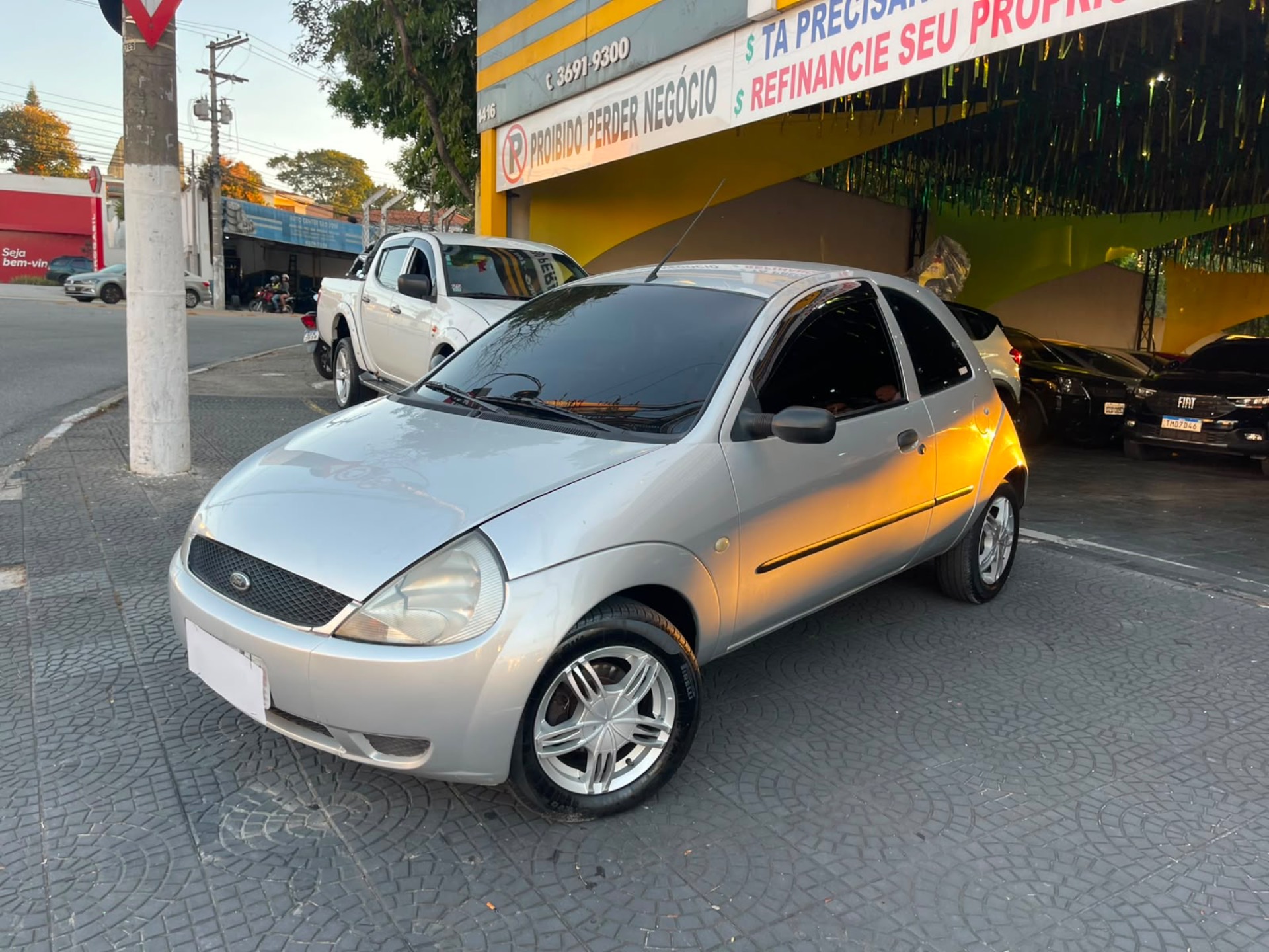 FORD KA