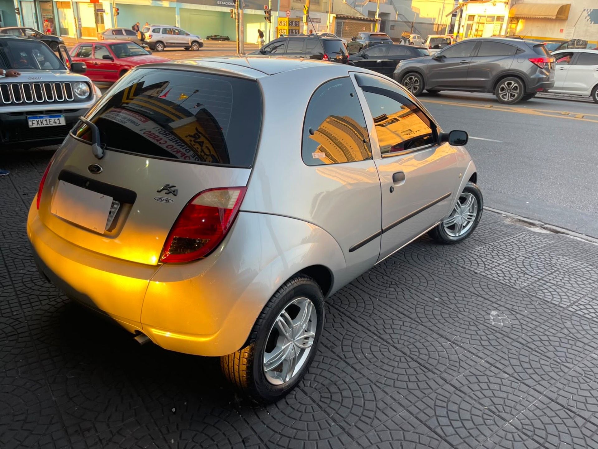 FORD KA