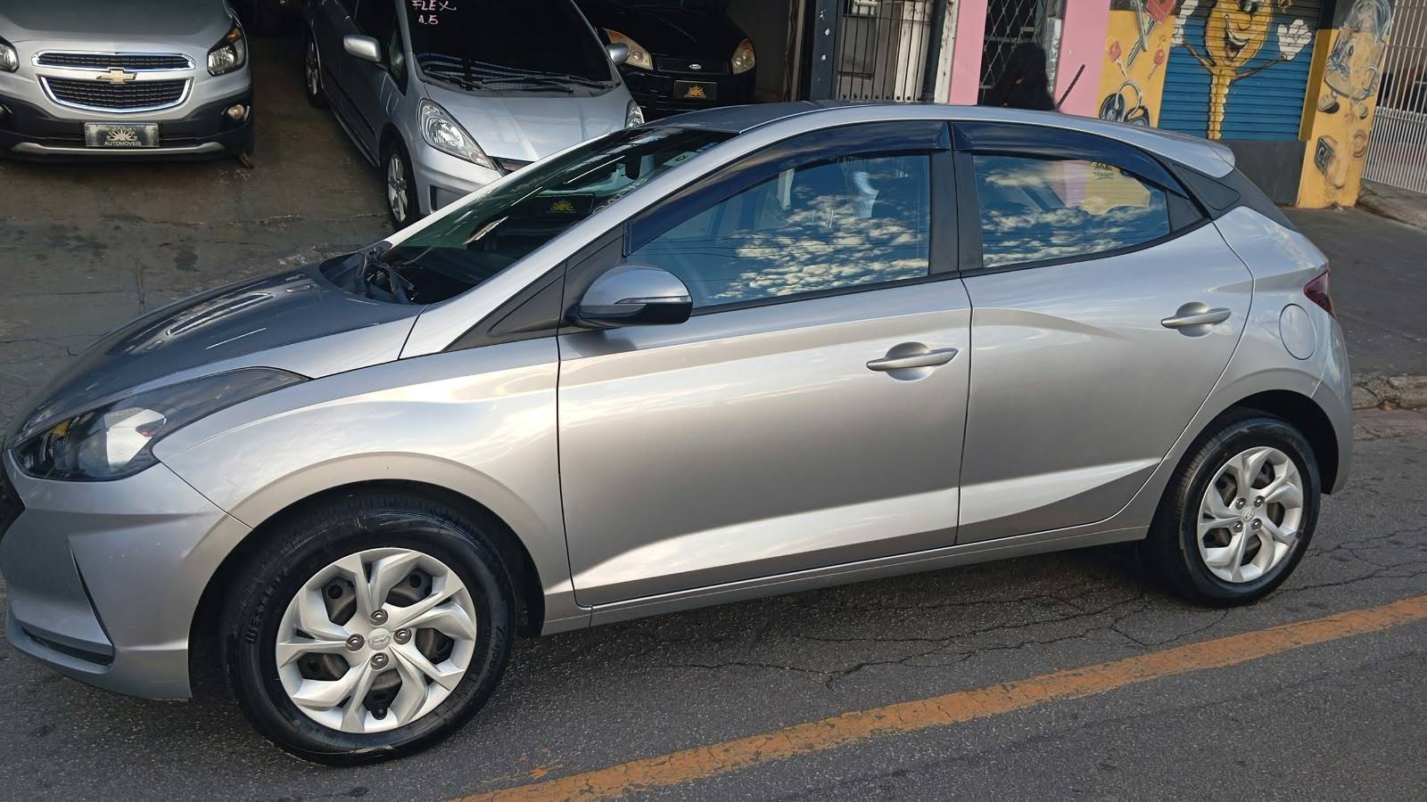 HYUNDAI HB20