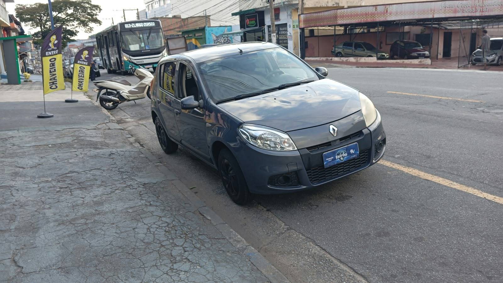 RENAULT SANDERO
