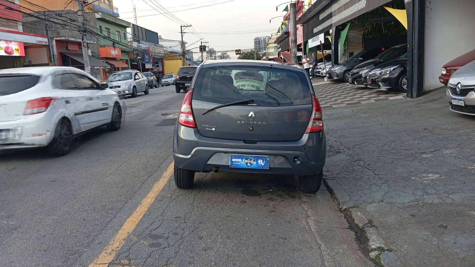 RENAULT SANDERO