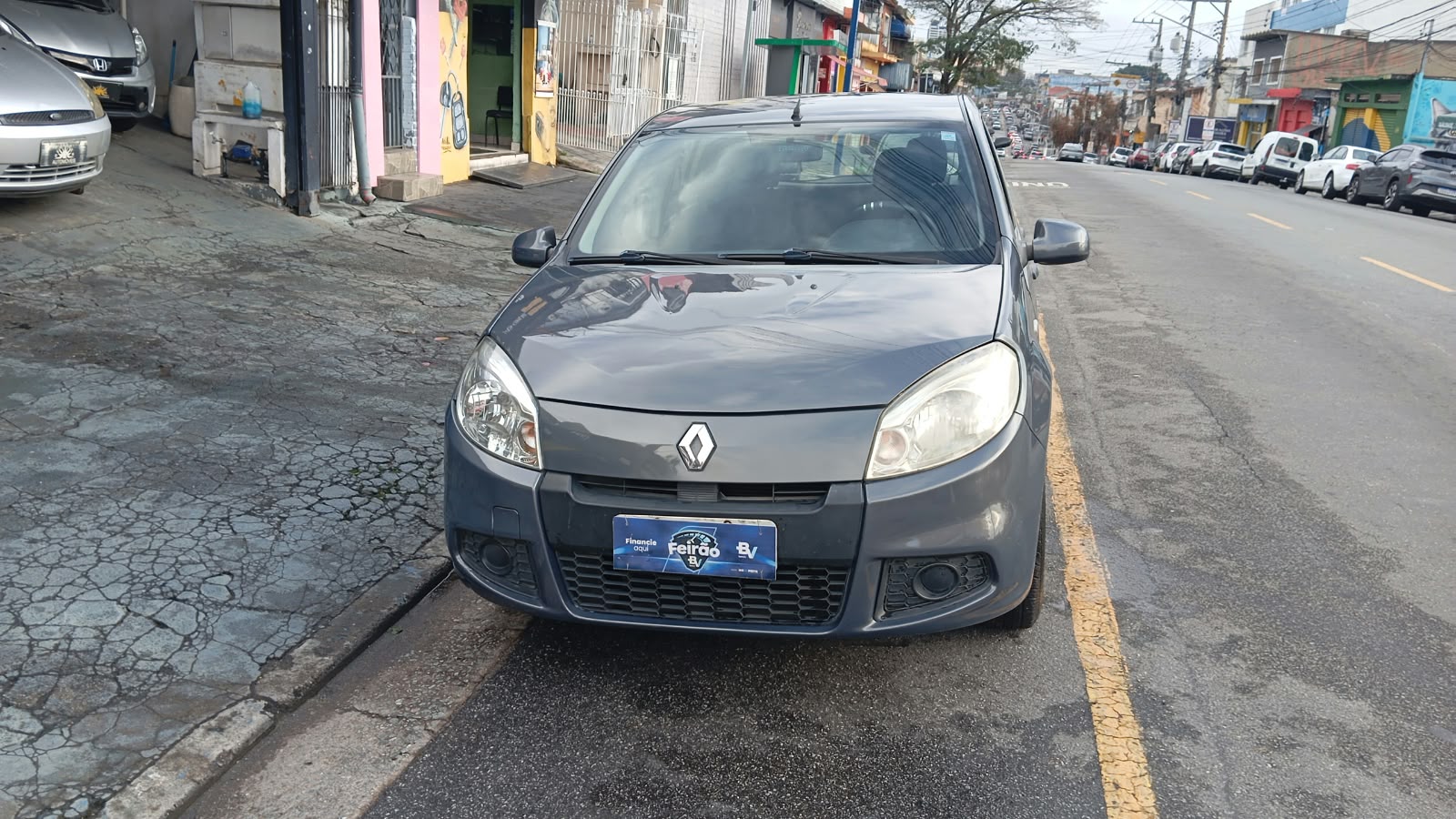RENAULT SANDERO