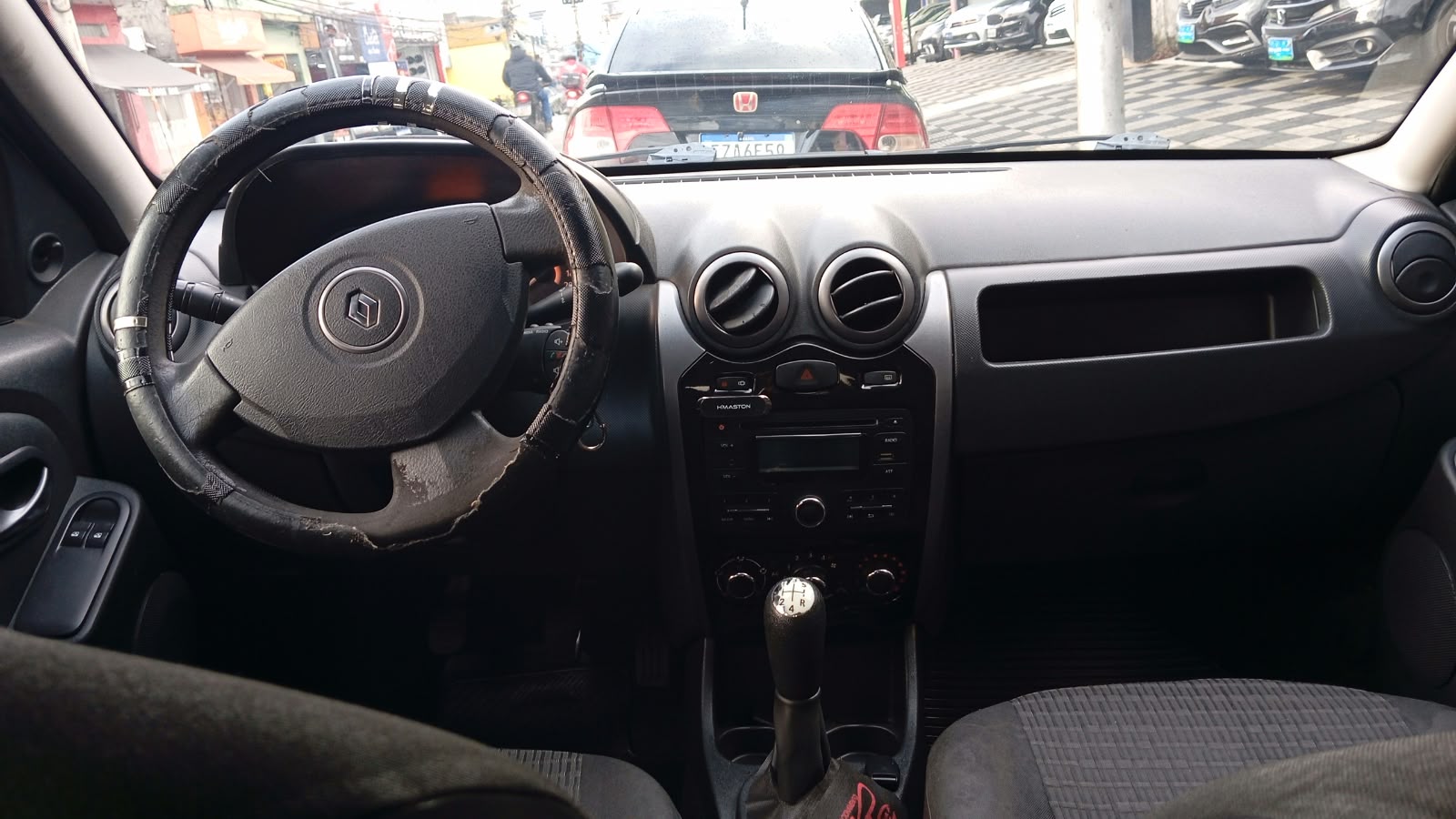 RENAULT SANDERO