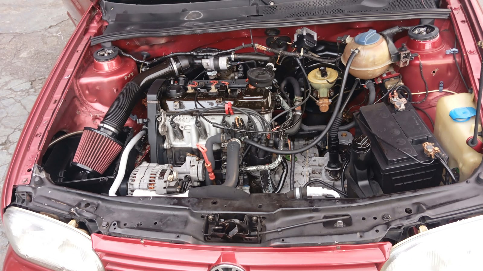 VOLKSWAGEN GOLF