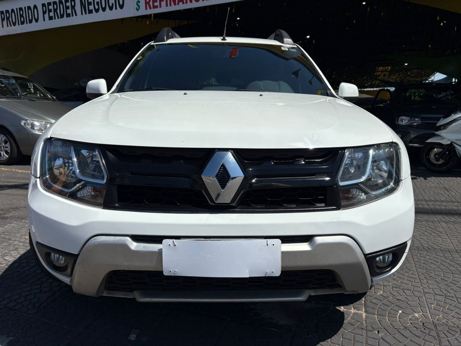 RENAULT DUSTER