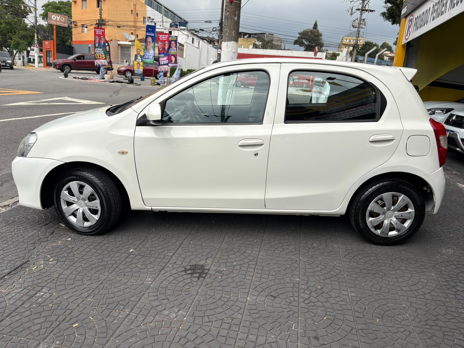 TOYOTA ETIOS