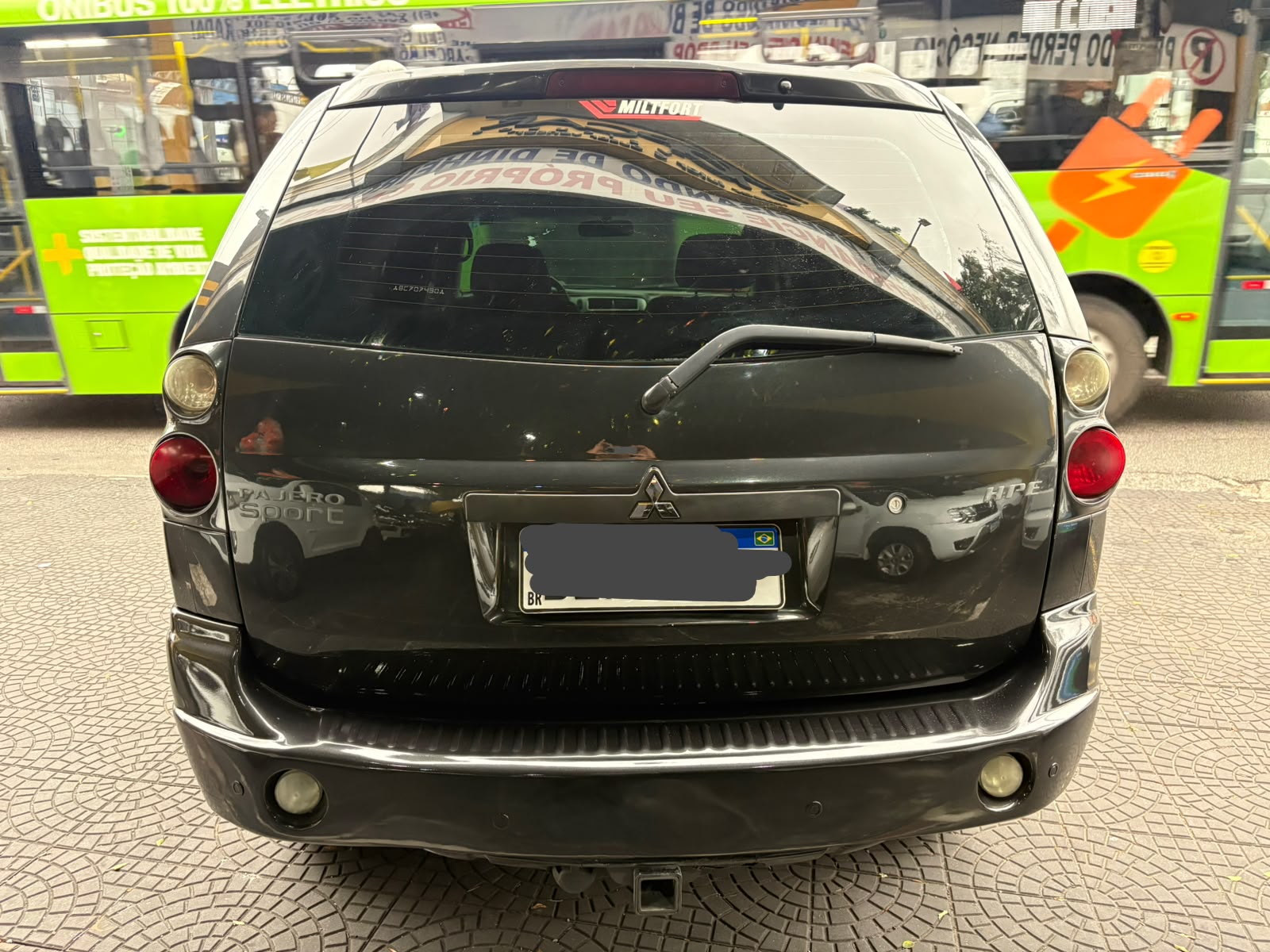 MITSUBISHI PAJERO SPORT