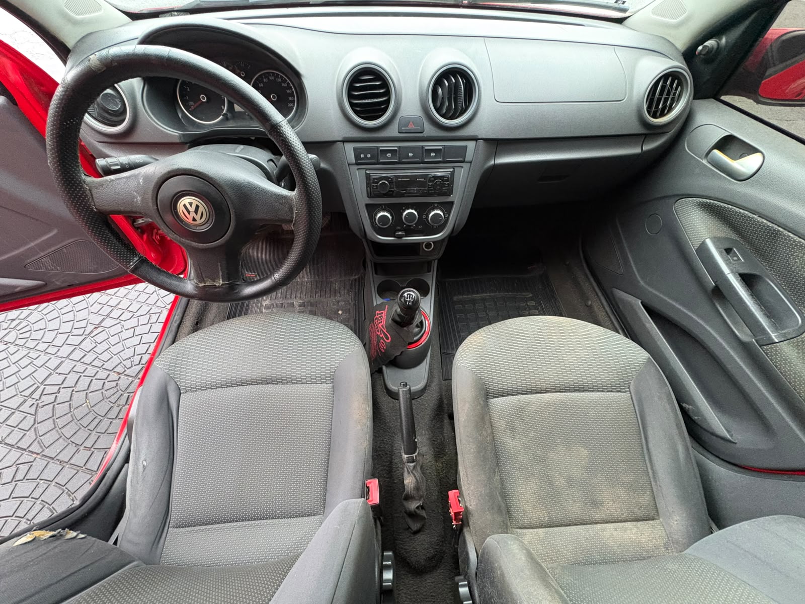 VOLKSWAGEN GOL