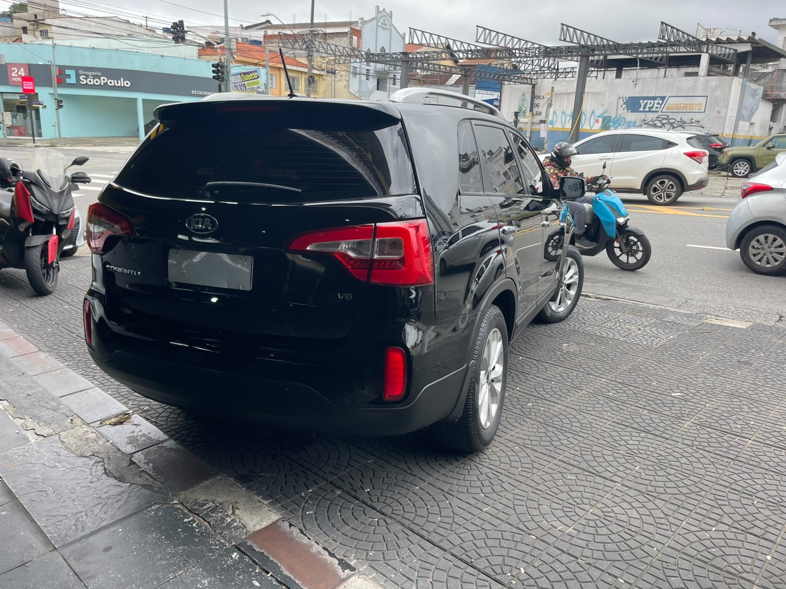 KIA SORENTO