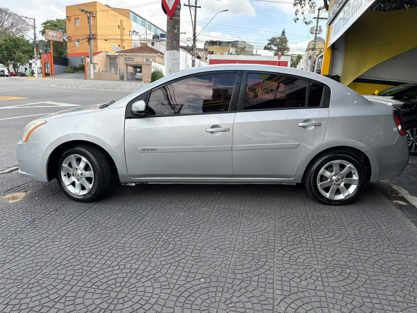 NISSAN SENTRA