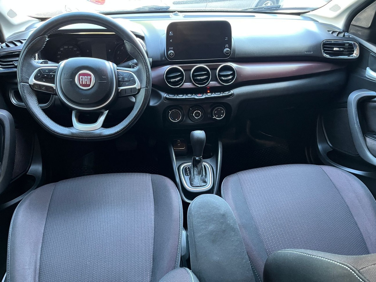 Car Image 9