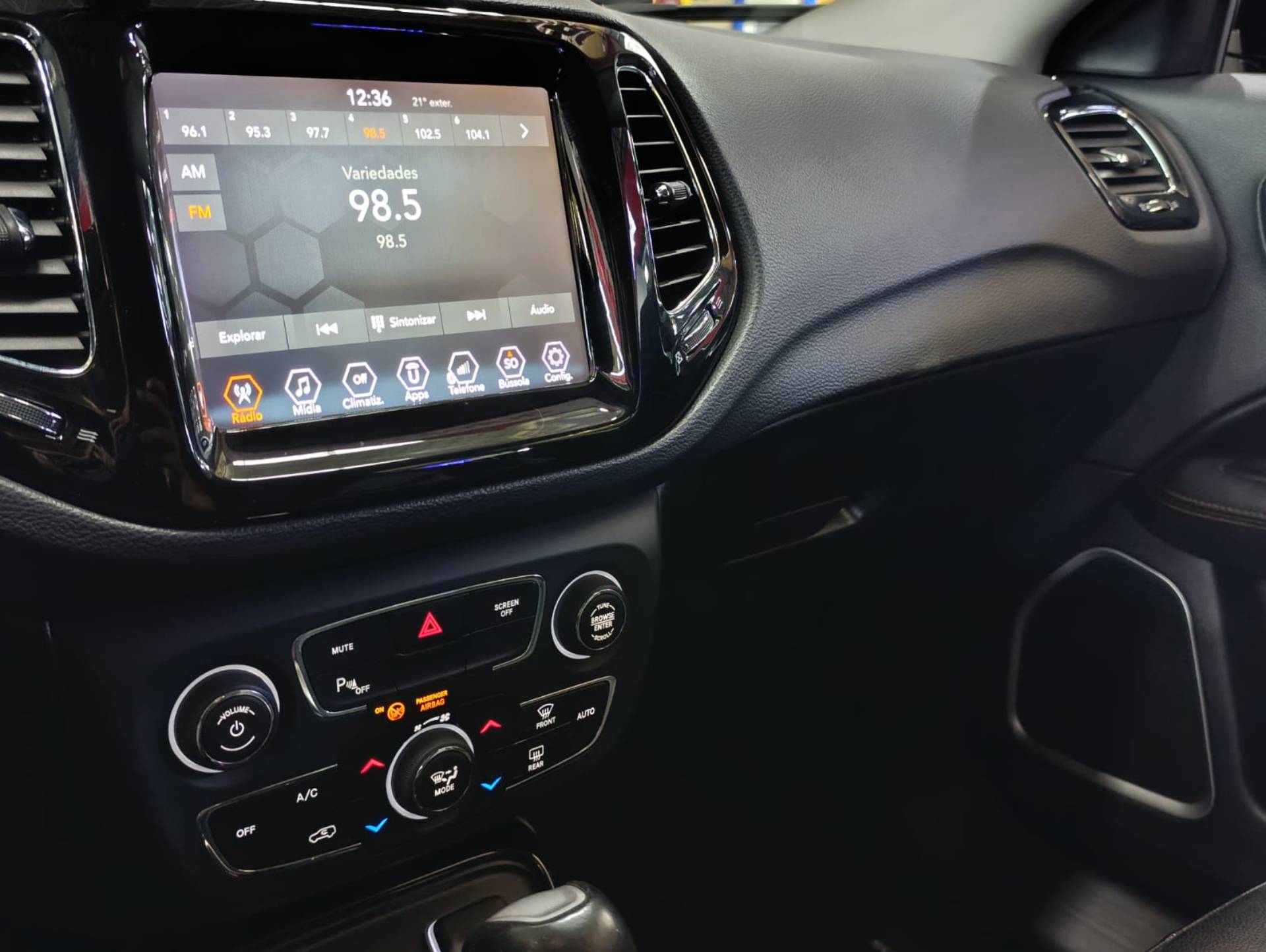 JEEP COMPASS