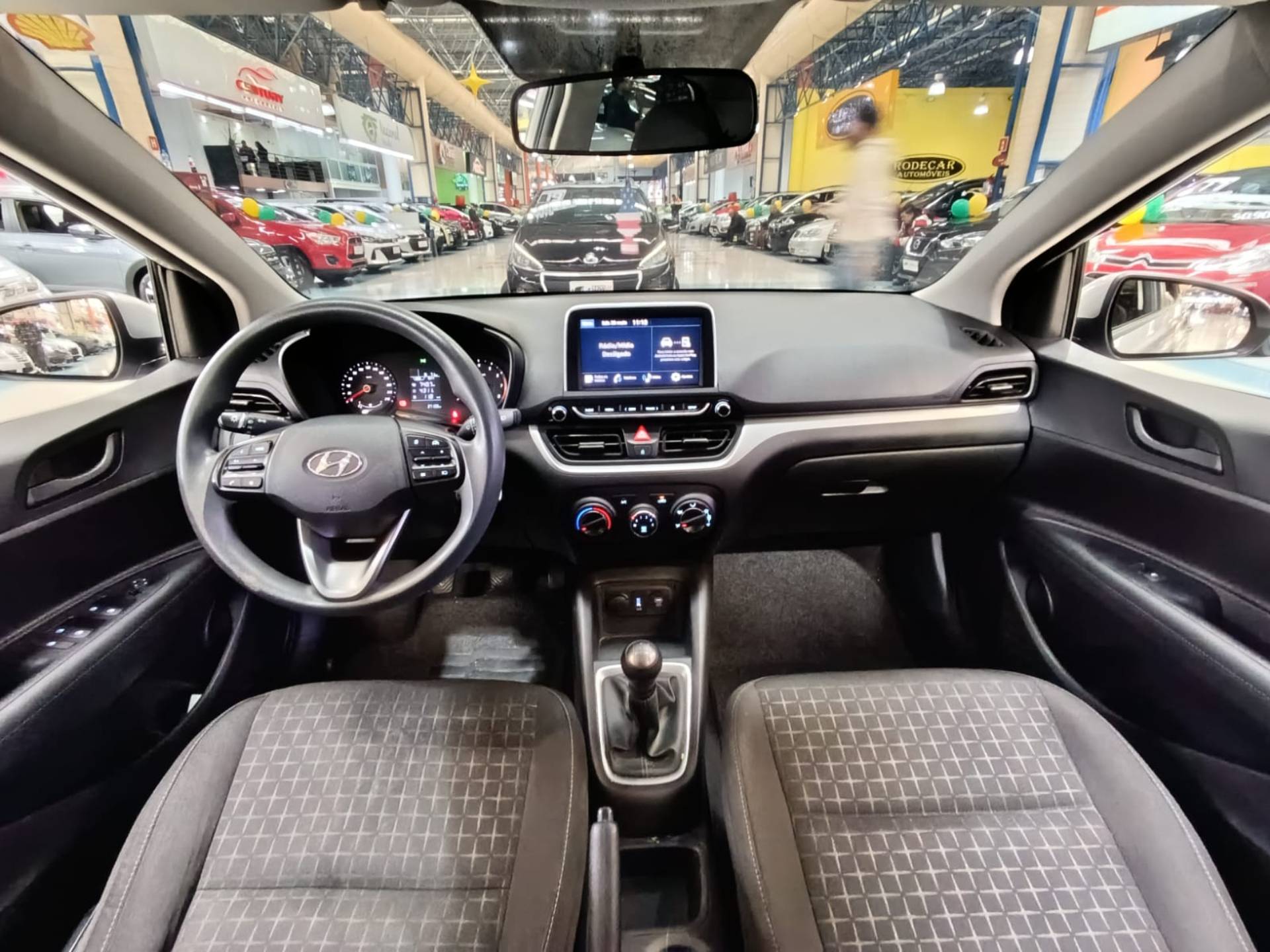 HYUNDAI HB20