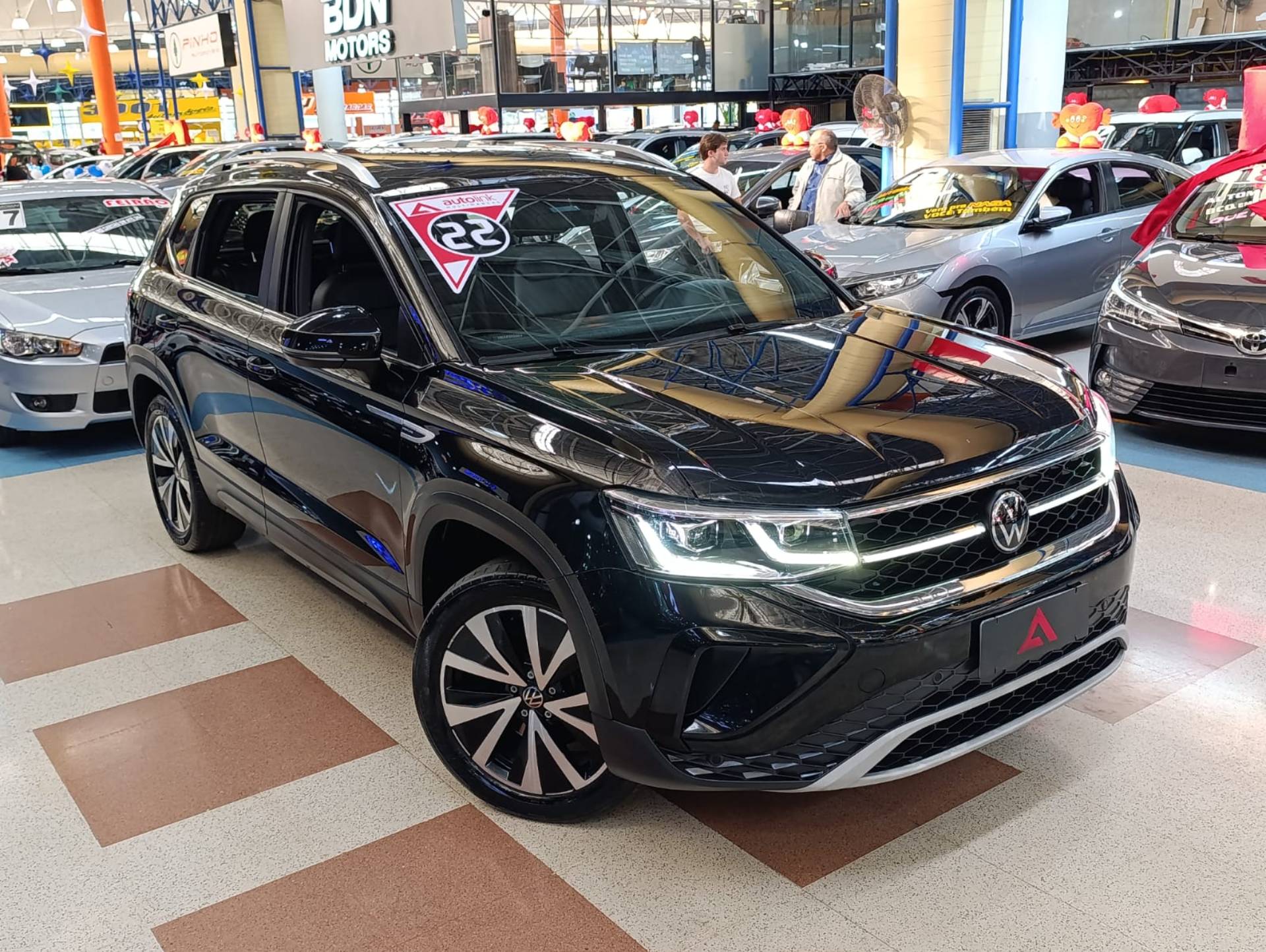 VOLKSWAGEN TAOS