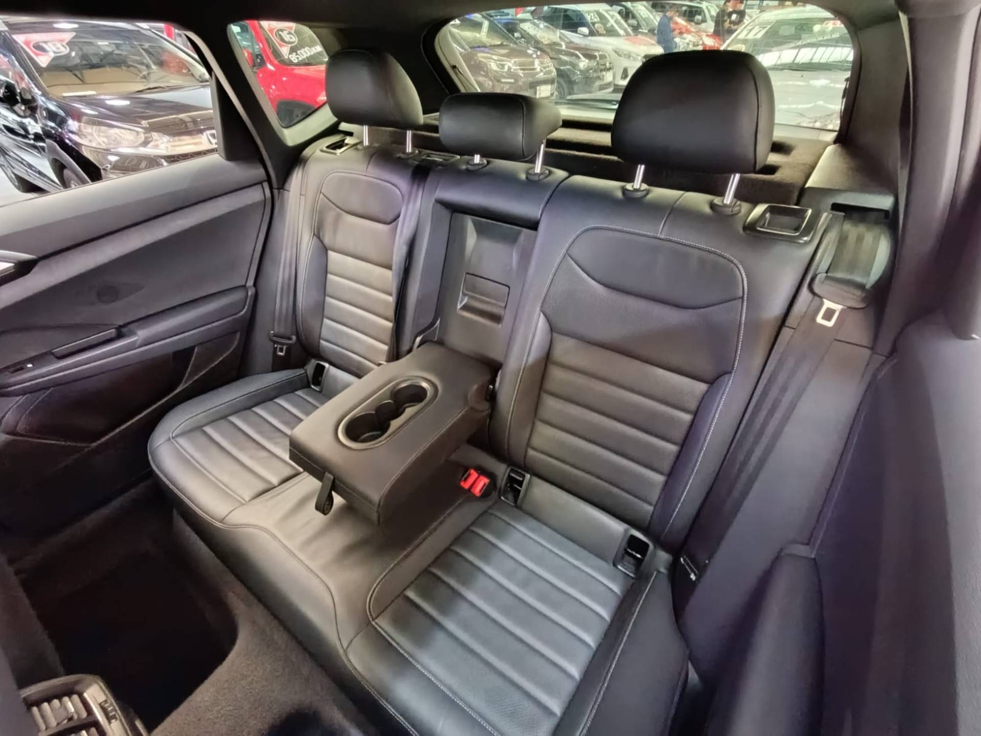 VOLKSWAGEN TAOS