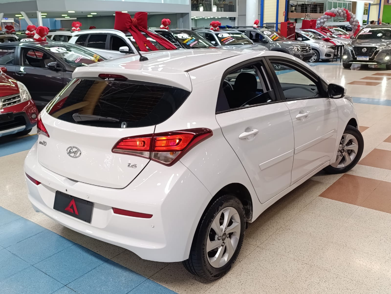 HYUNDAI HB20