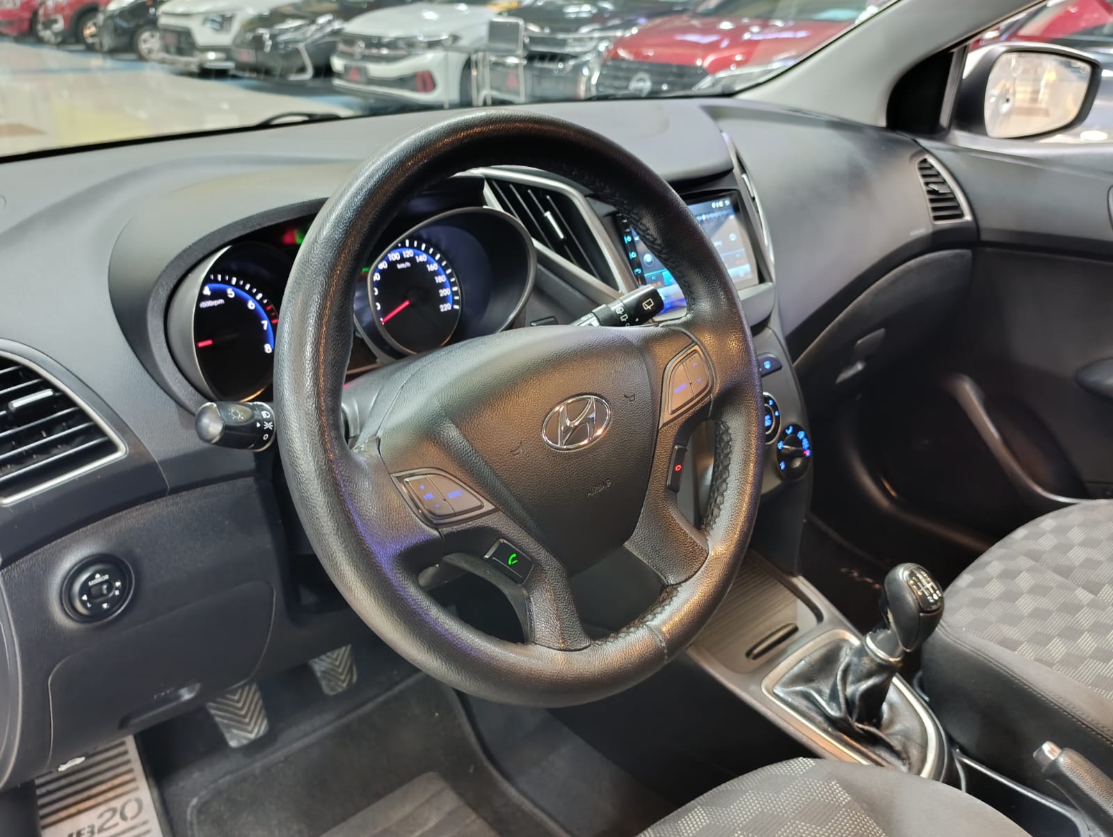 HYUNDAI HB20