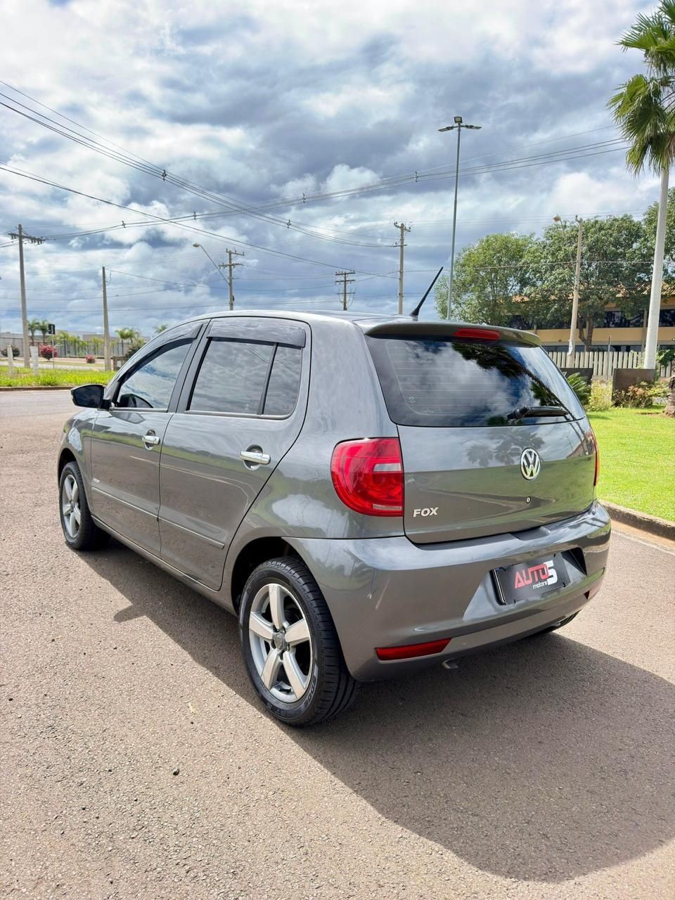 VOLKSWAGEN FOX