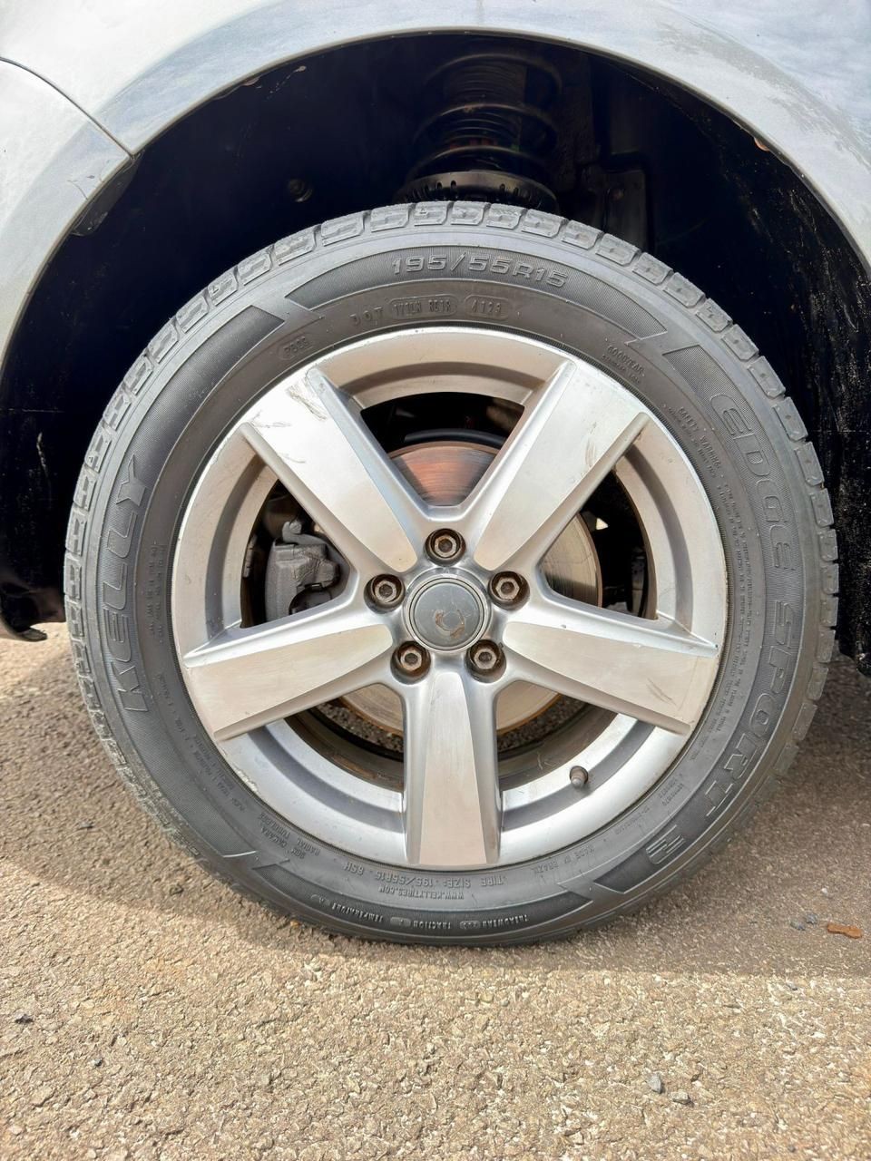 VOLKSWAGEN FOX