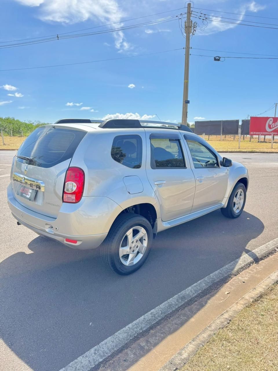 RENAULT DUSTER