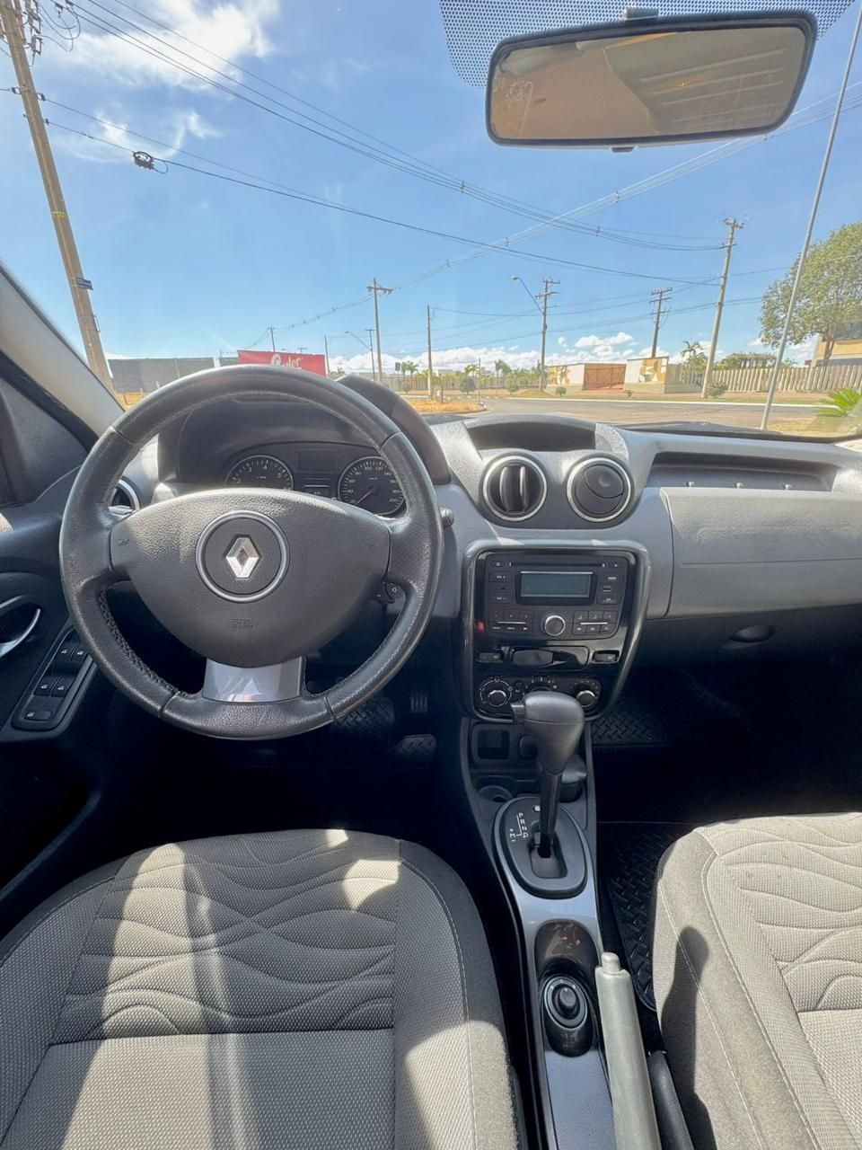RENAULT DUSTER