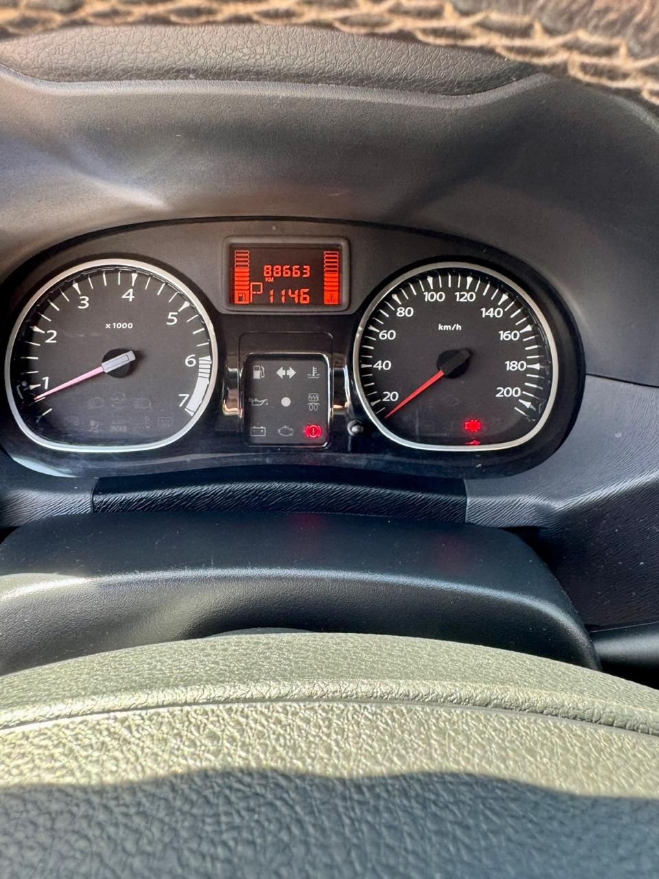 RENAULT DUSTER