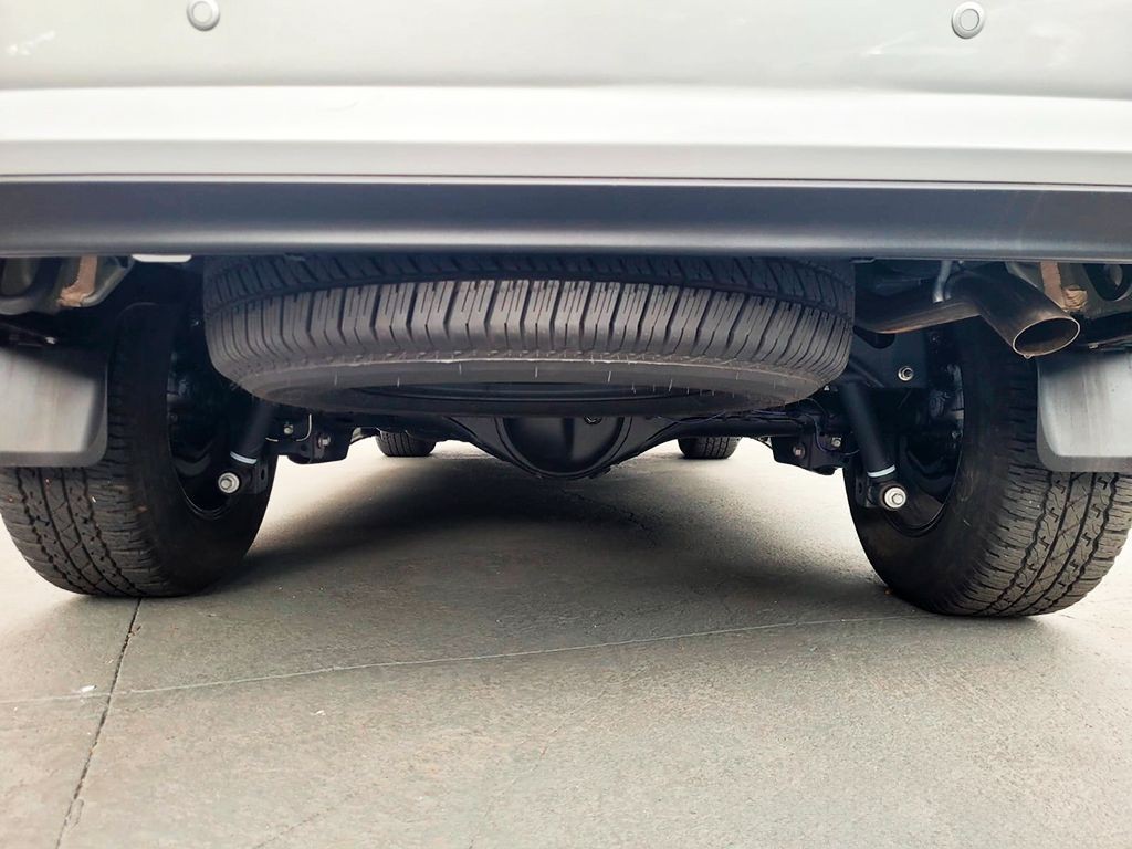TOYOTA HILUX SW4