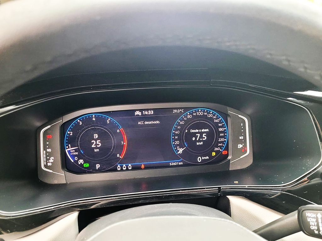 VOLKSWAGEN TAOS