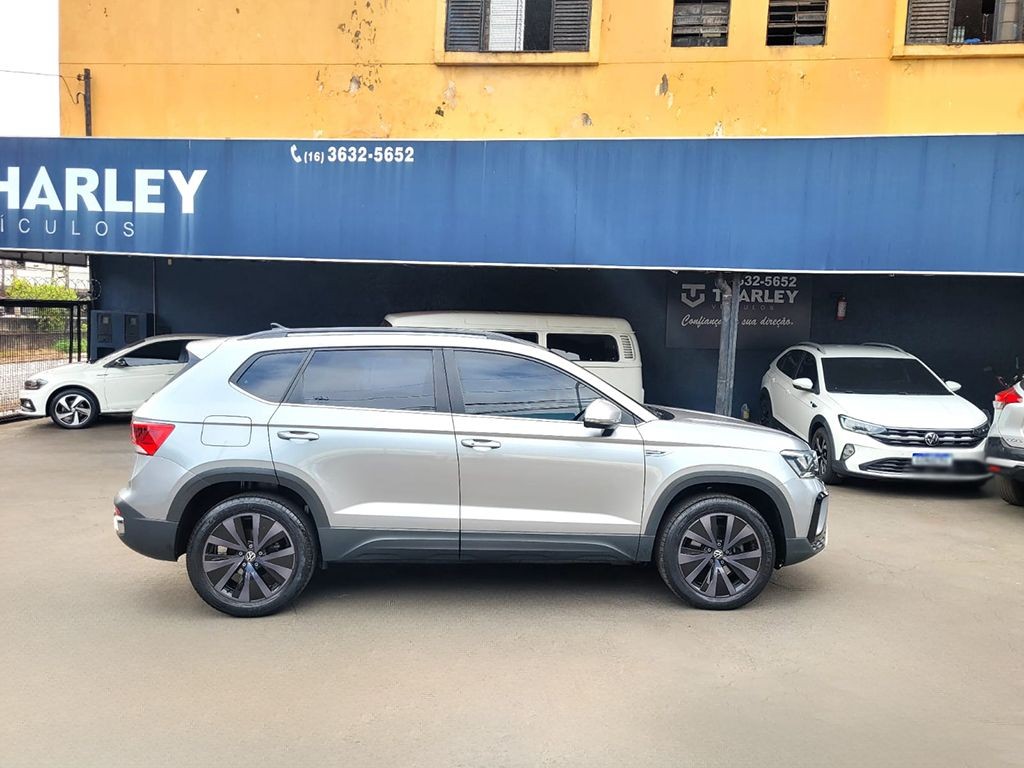 VOLKSWAGEN TAOS