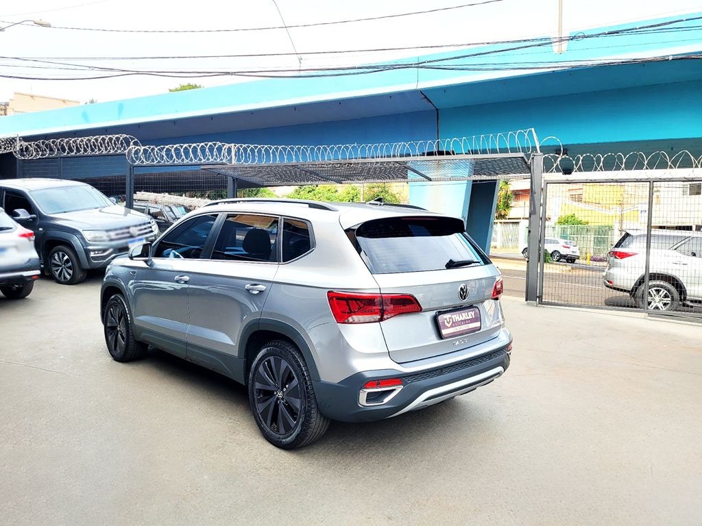 VOLKSWAGEN TAOS