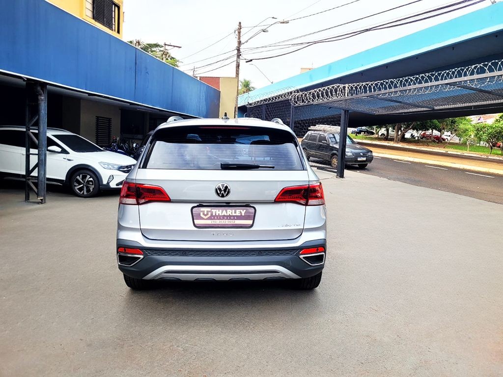 VOLKSWAGEN TAOS