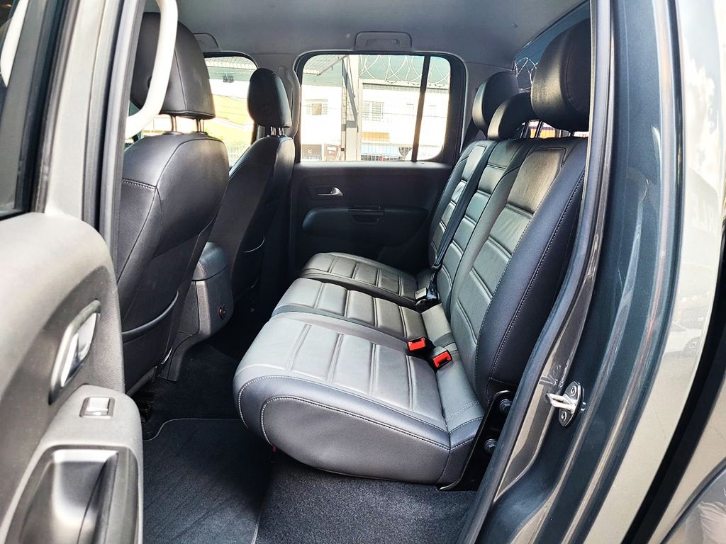 VOLKSWAGEN AMAROK