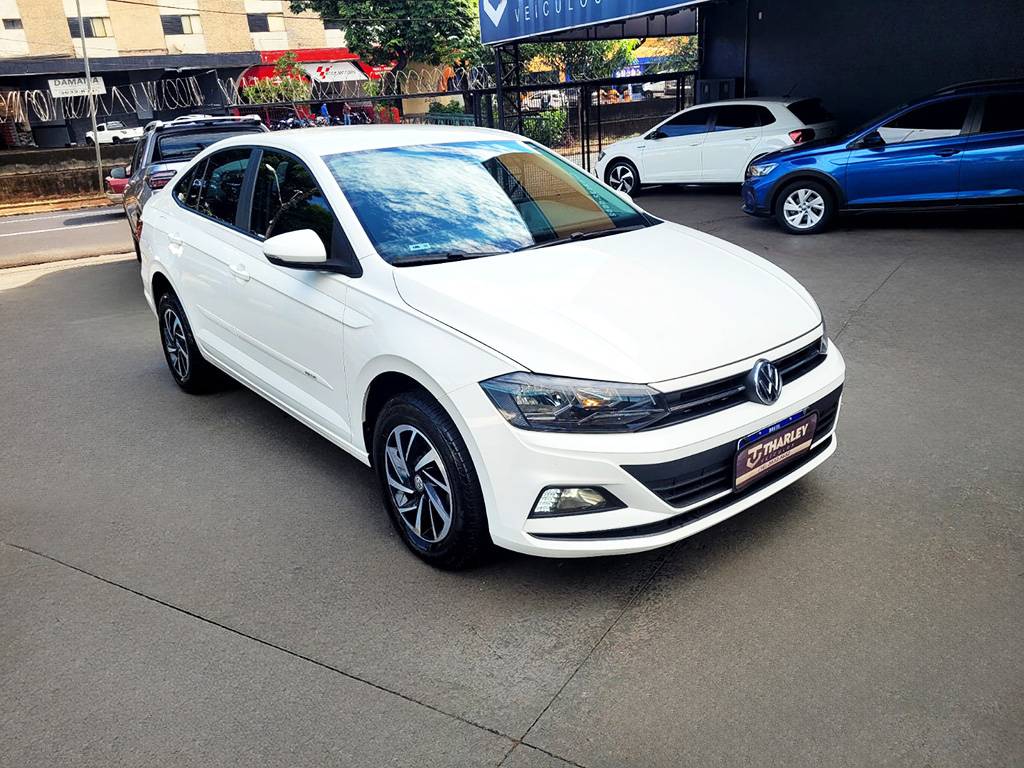 VOLKSWAGEN VIRTUS