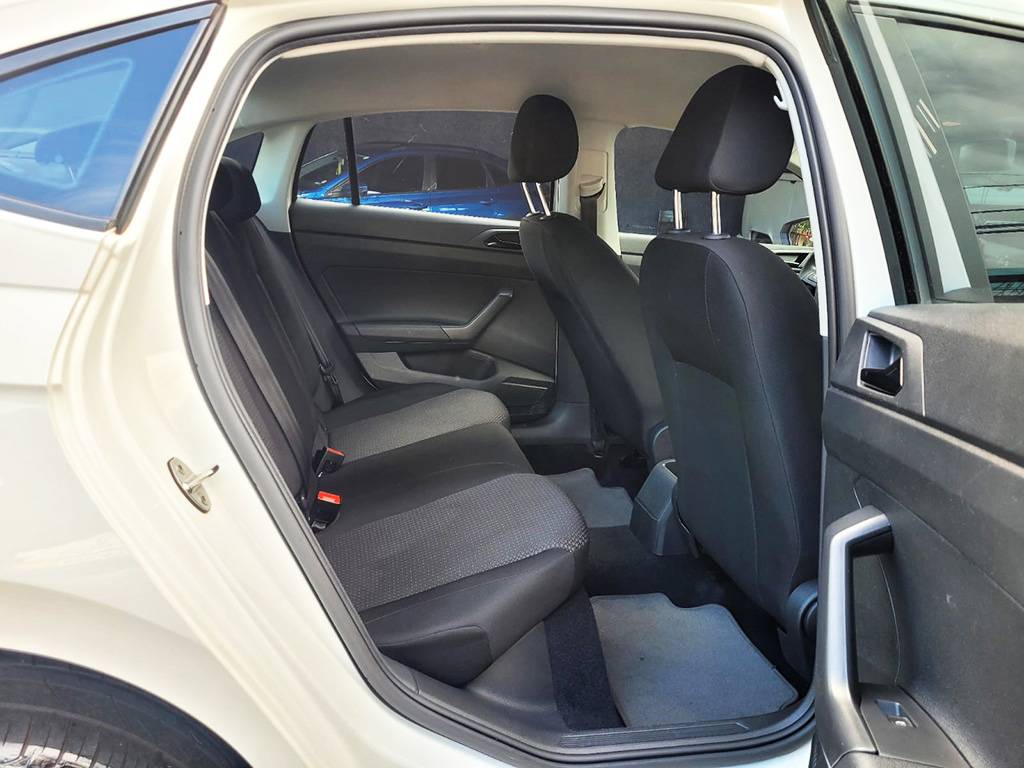 VOLKSWAGEN VIRTUS