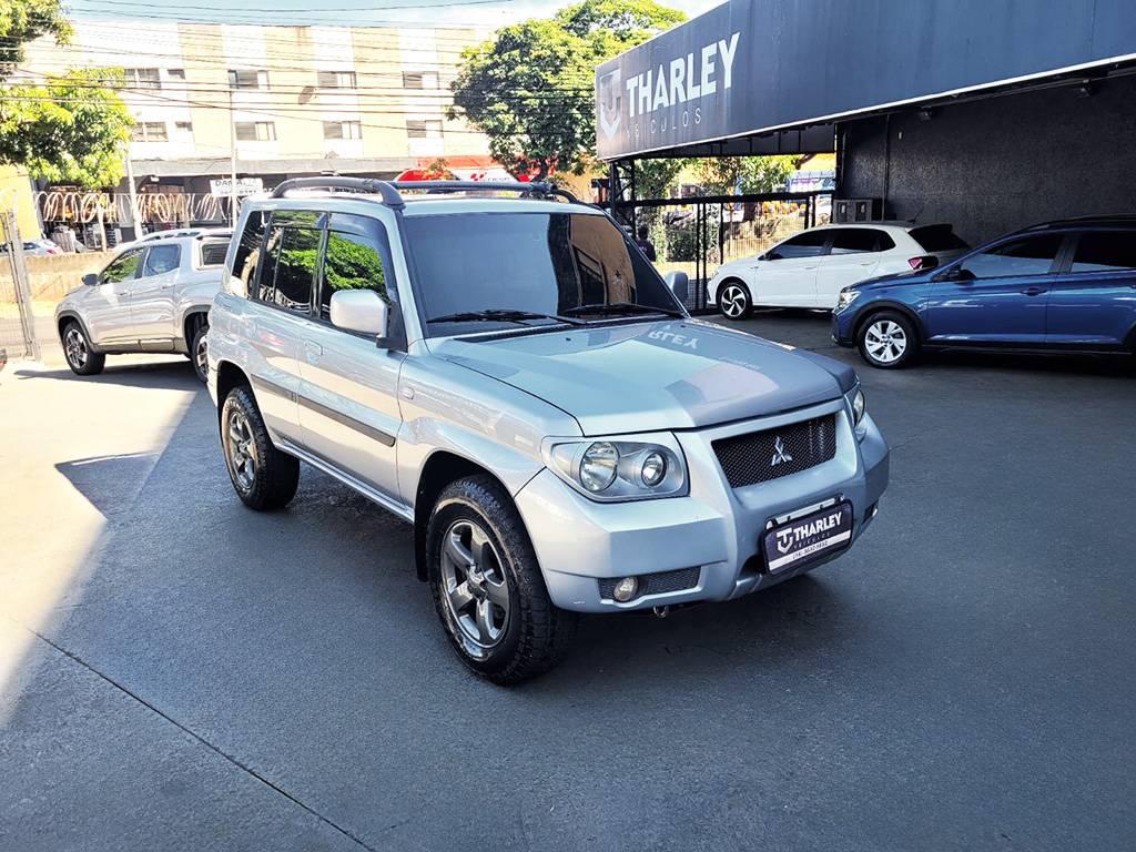MITSUBISHI PAJERO TR4