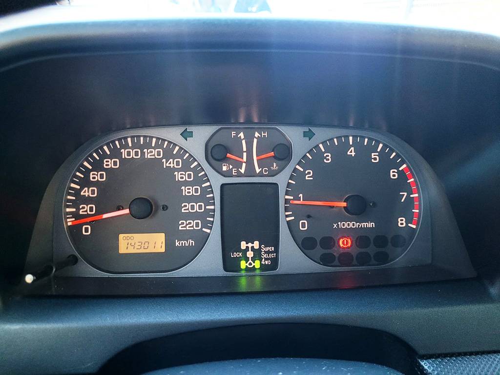 MITSUBISHI PAJERO TR4