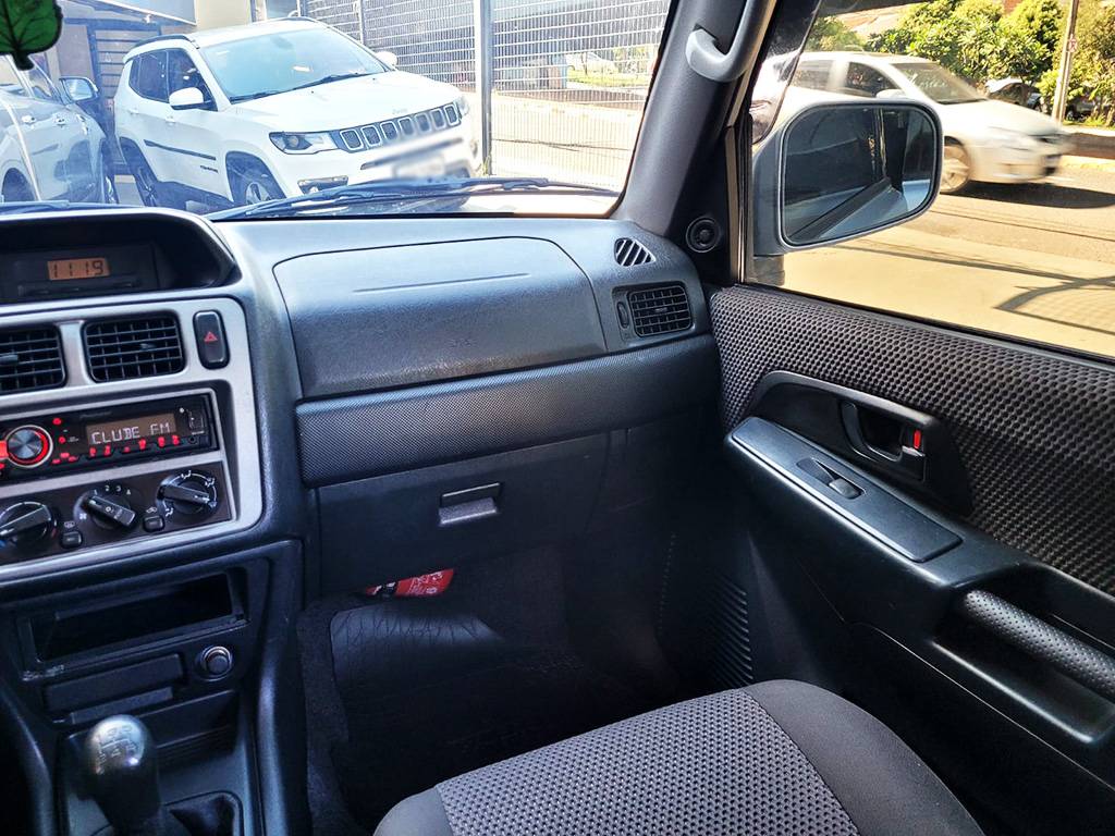 MITSUBISHI PAJERO TR4