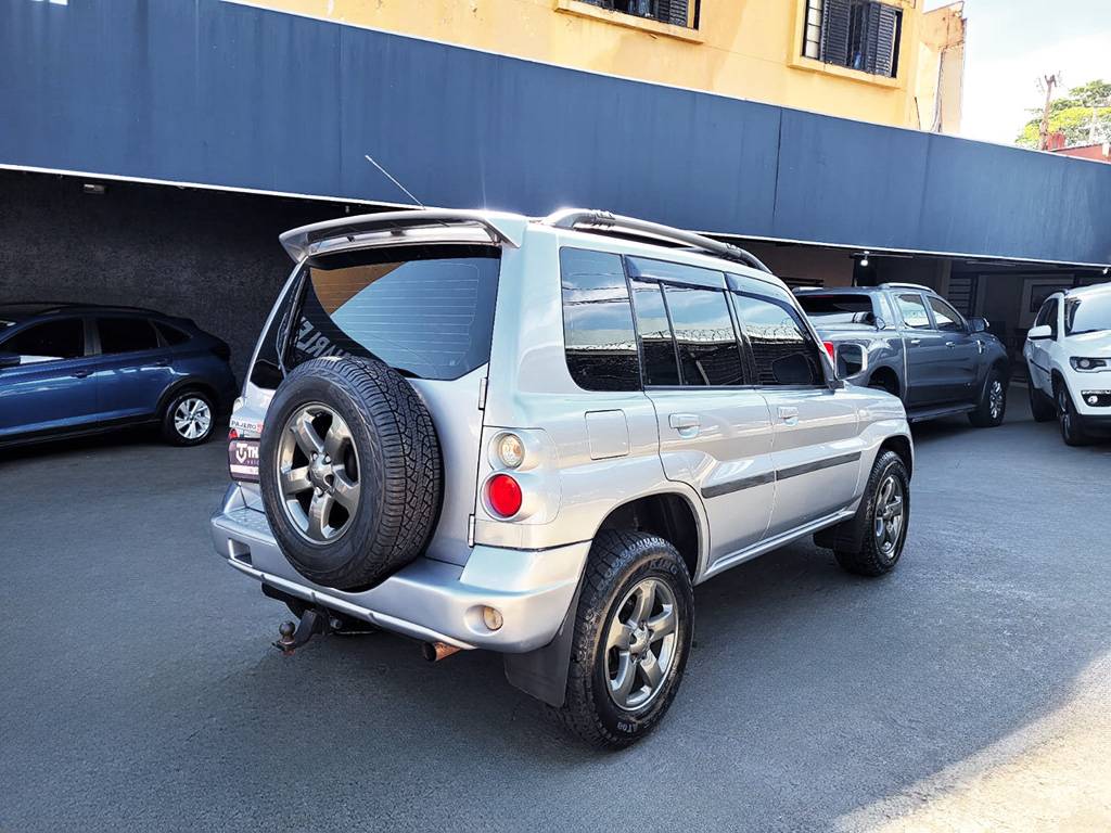 MITSUBISHI PAJERO TR4