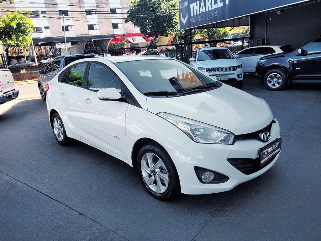 HYUNDAI HB20S